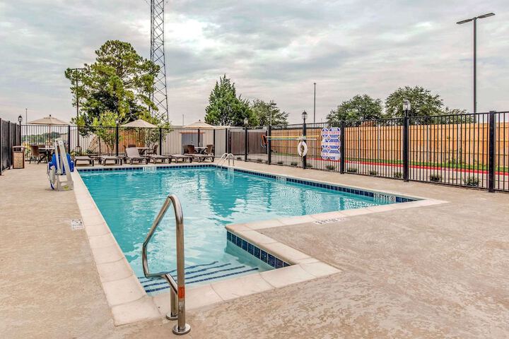 Pool 5 of 30