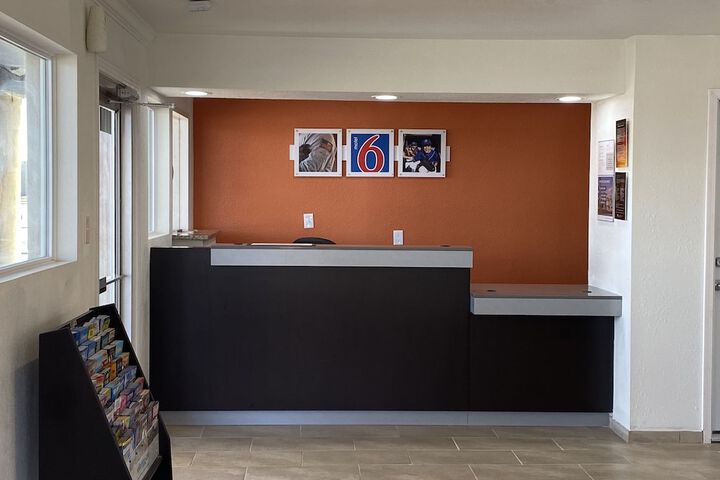 Hotel Interior 10 of 36