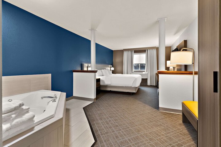 Comfort Inn & Suites Fremont
