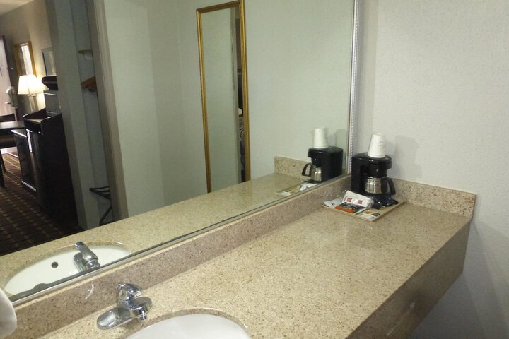 Room 22 of 24