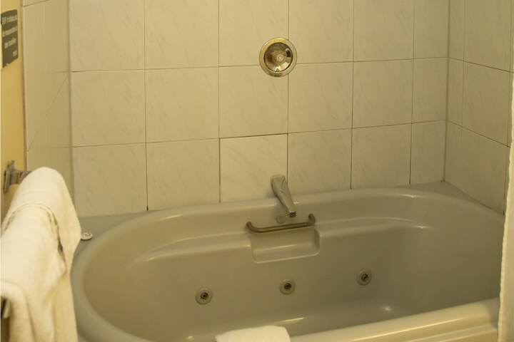 Room 36 of 43