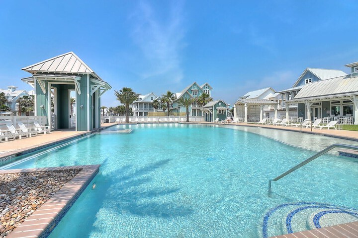 Pool 11 of 54