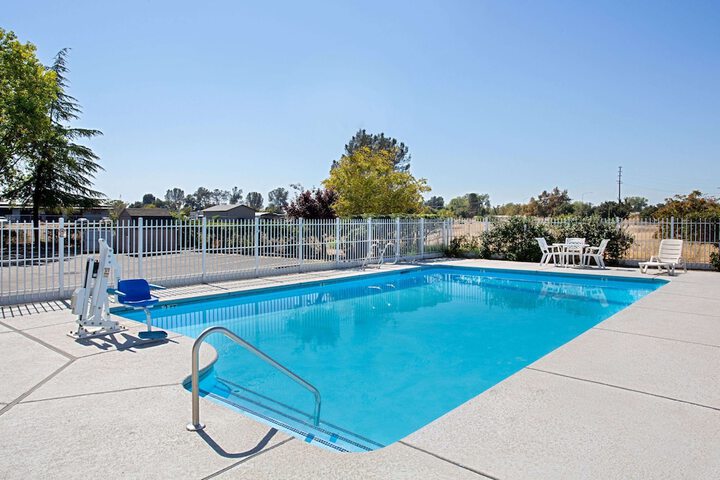 Pool 3 of 23
