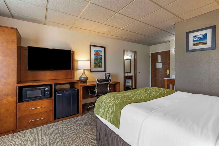 Room 21 of 43