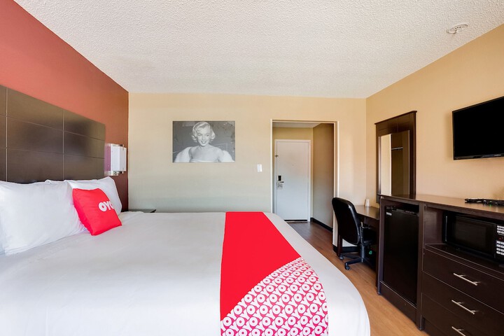 Room 28 of 36