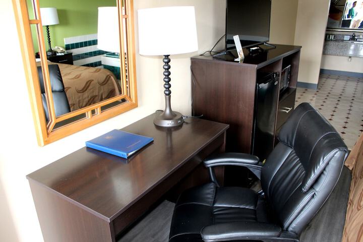 Quality Inn & Suites Dublin