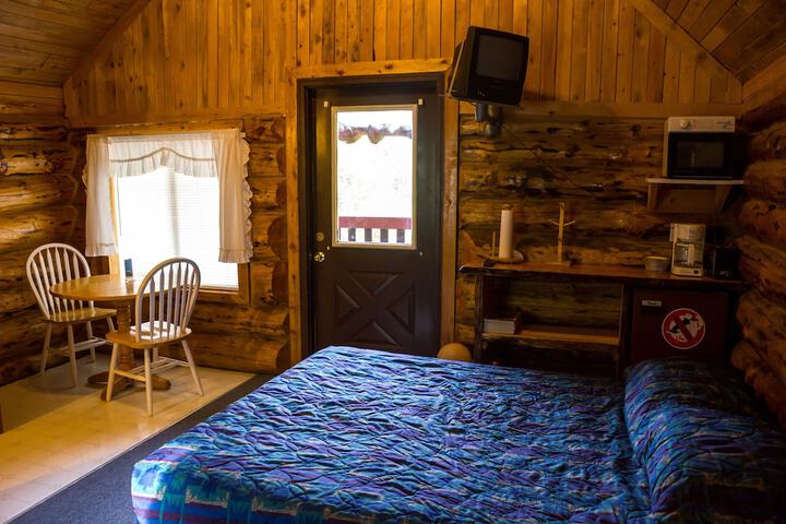 Midnight Sun Log Cabins