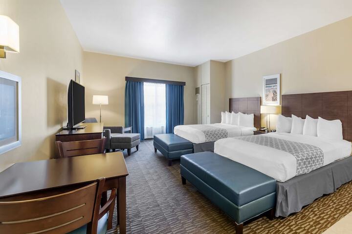 Room 21 of 48