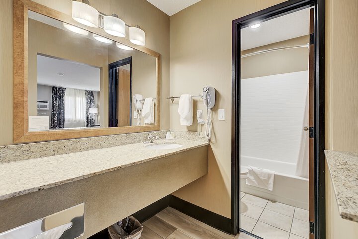 Days Inn by Wyndham Helena