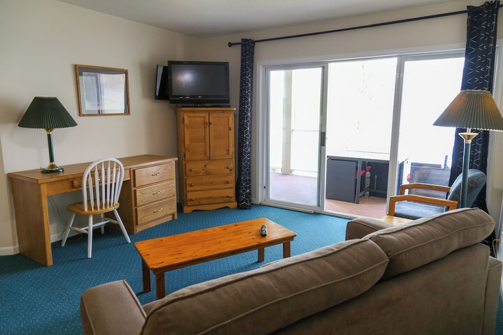 Richter Pass Beach Resort