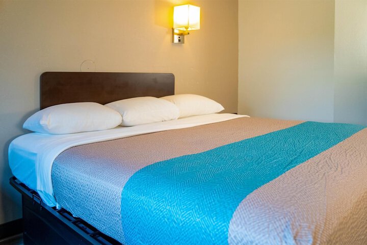 Motel 6 Caseyville IL - Caseyville Il