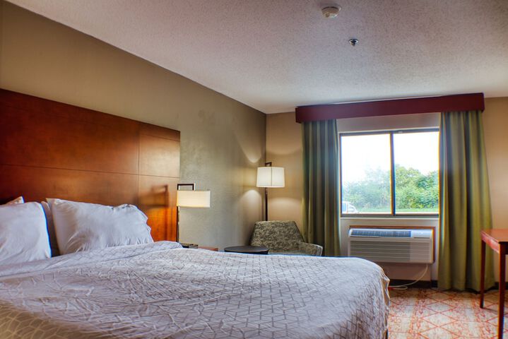 Room 18 of 75