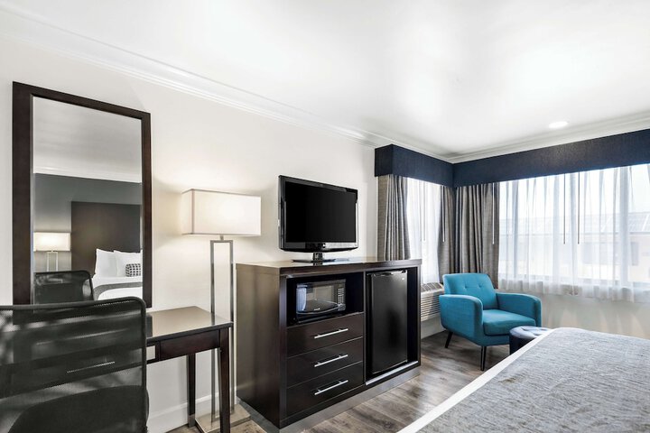 Room 15 of 55