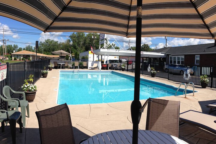 Pool 3 of 32