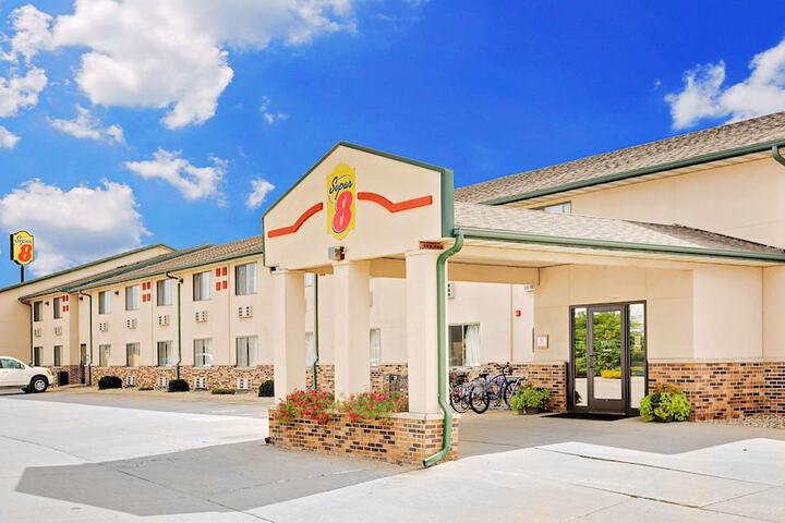 Hotel 2 of 19