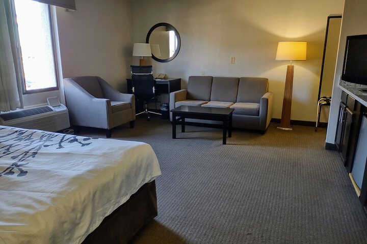 Room 17 of 26