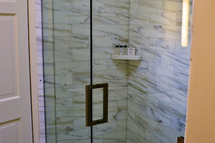 Room 12 of 23