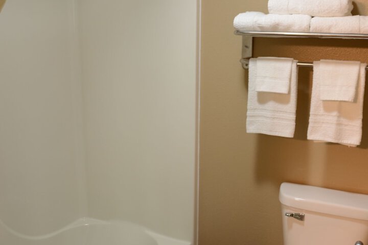 Room 21 of 38