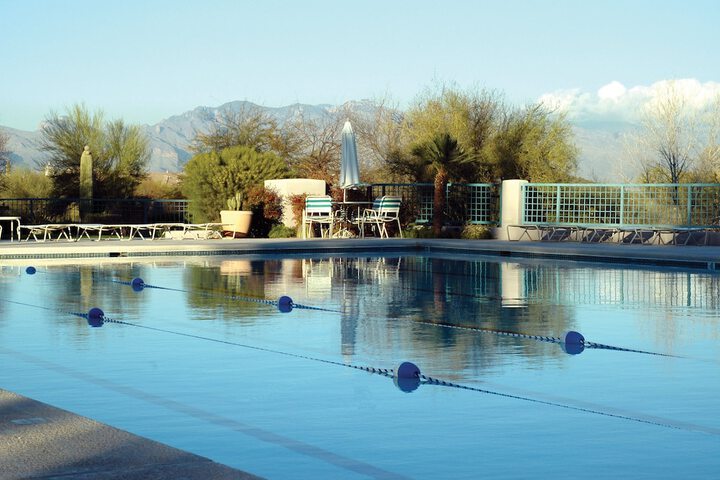 Pool 33 of 70