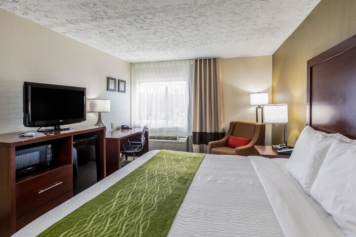 Room 17 of 35