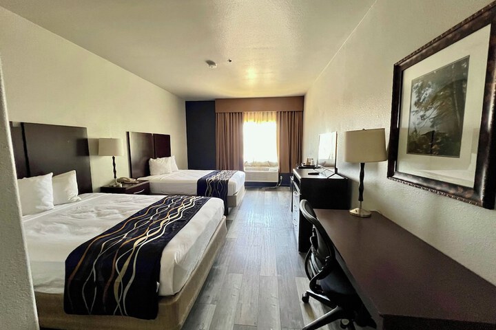 Room 21 of 27