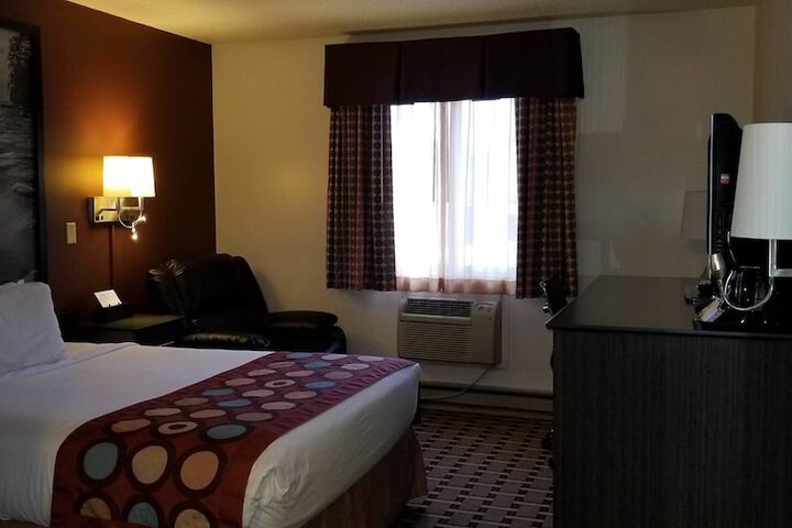 Room 16 of 59