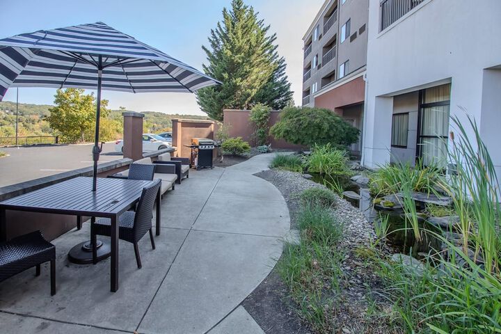 Country Inn & Suites by Radisson Convention Center