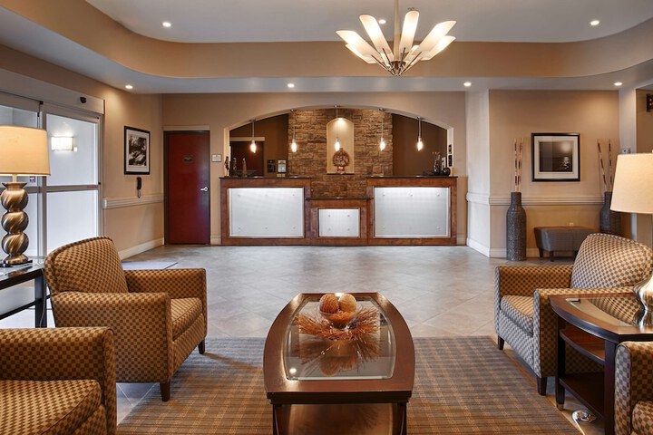 Hotel Interior 9 of 34