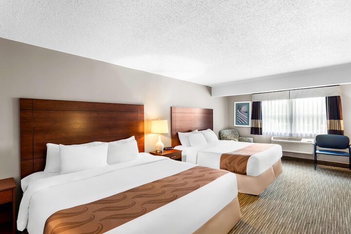 Quality Inn & Suites Gorham Riverside