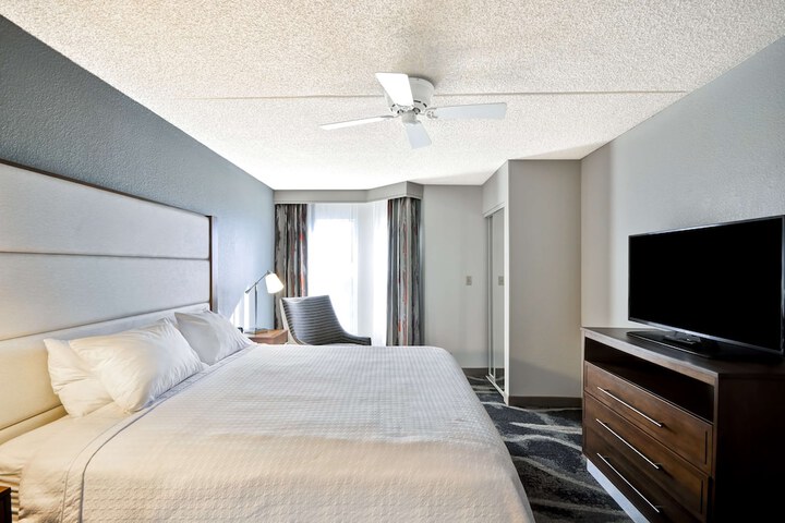 Room 14 of 48