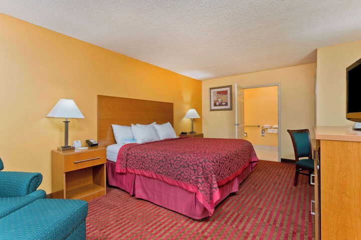 Room 35 of 42