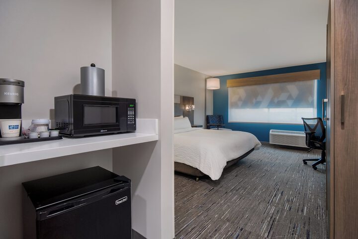 Room 26 of 50