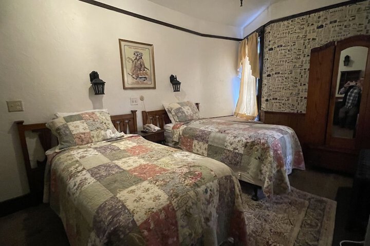 Room 56 of 92