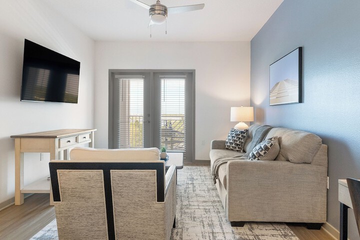 Landing Furnished Apartments near Lake Apopka