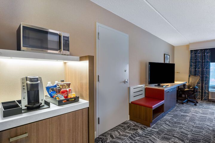 Room 14 of 34