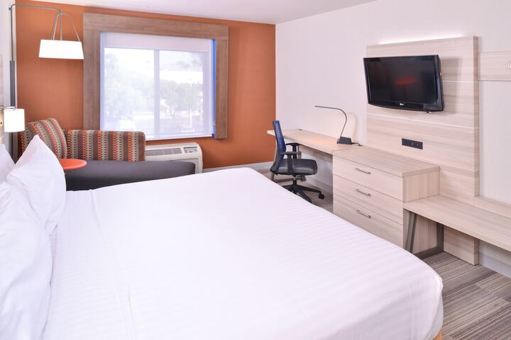 Room 31 of 46