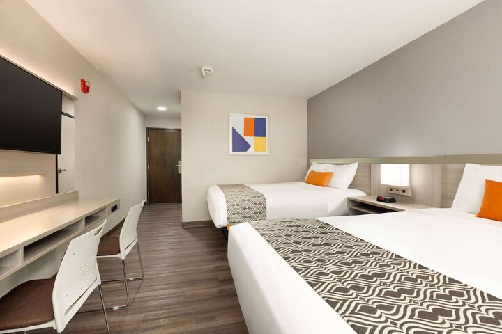 Room 44 of 53