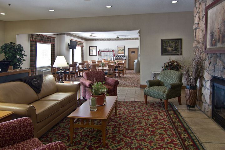 Coshocton Village Inn and Suites