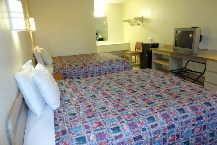 Room 16 of 29
