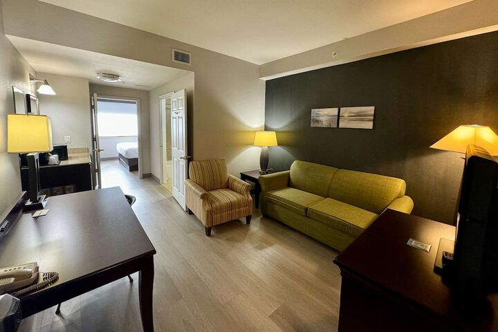 Room 12 of 23