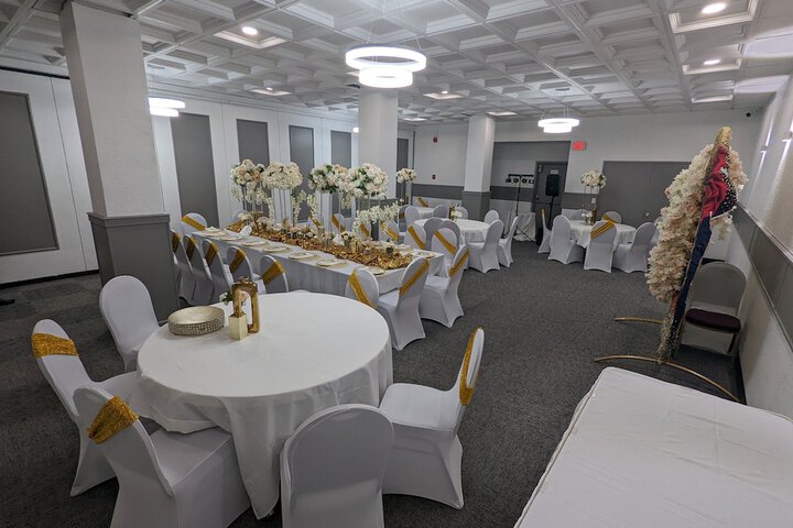 Ballroom/Hall 68 of 80