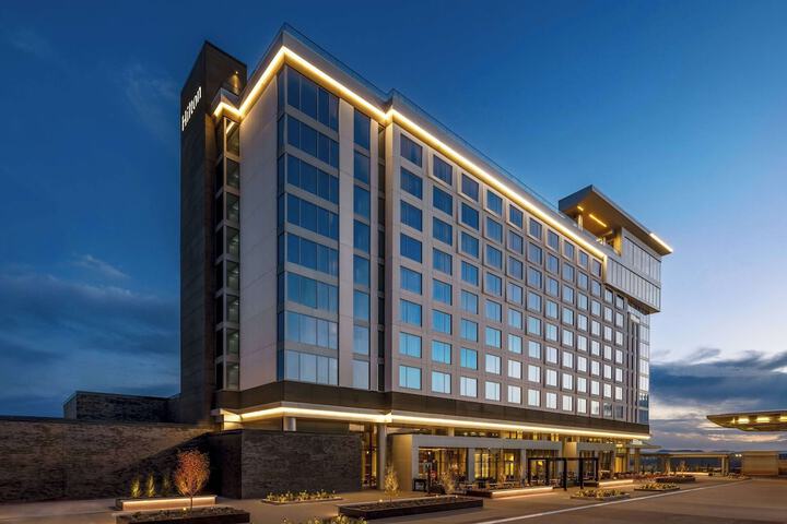 Hotel 3 of 65