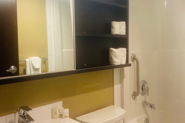 Room 14 of 43