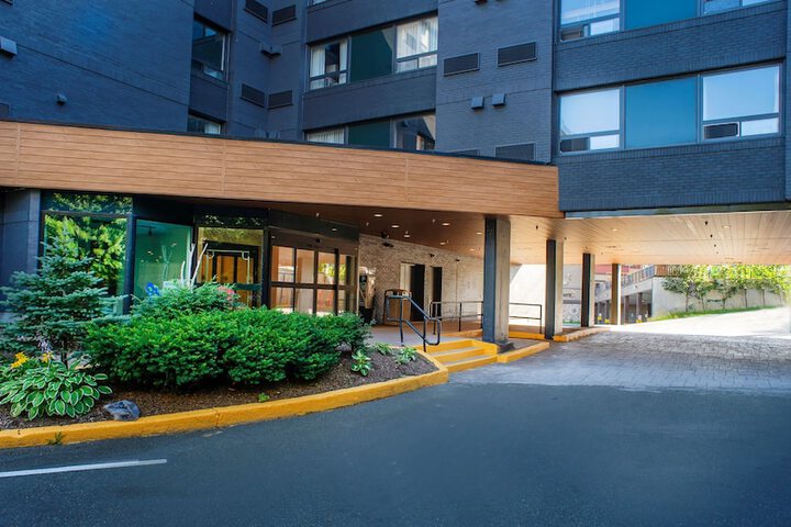 DoubleTree by Hilton St. Johns Harbourview