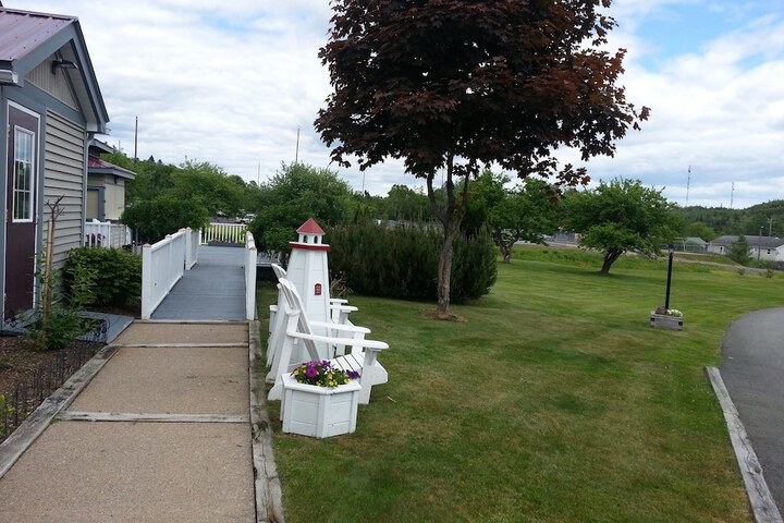 Property Grounds 52 of 54