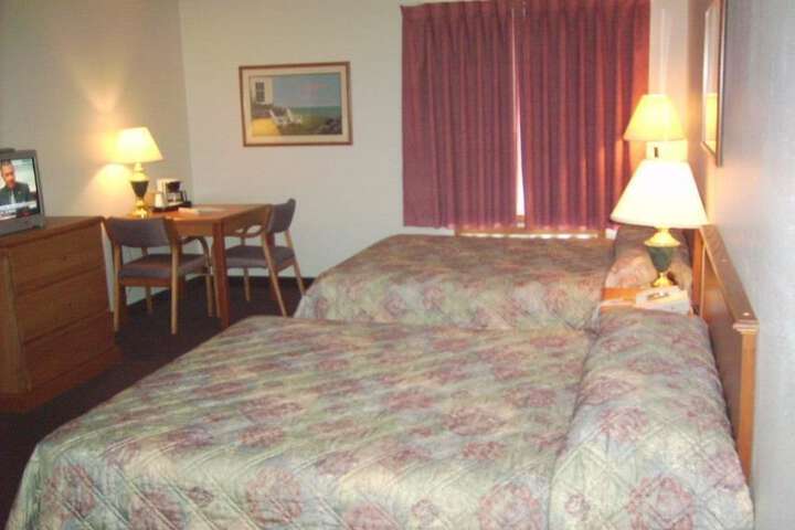 Village West Resort & Hotel