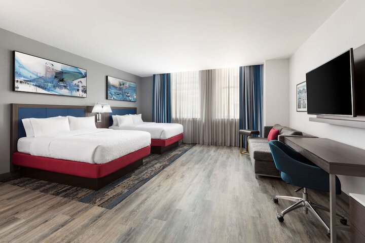 Room 25 of 41