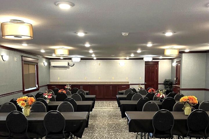 Fireside Inn and Suites