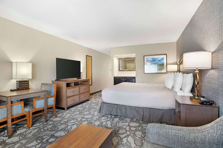 Best Western Plus Black Oak