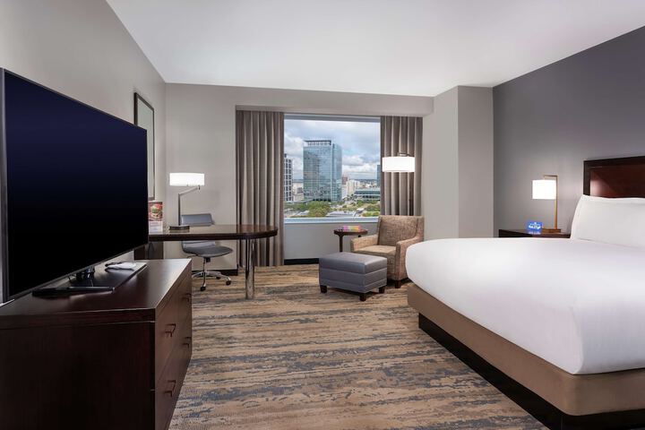 Room 43 of 95